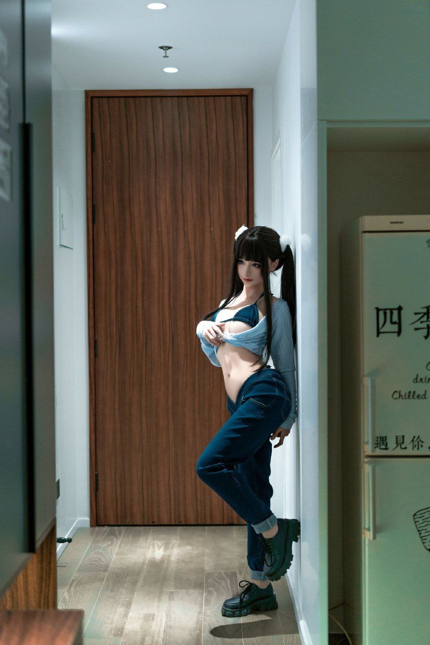 辦公室玩弄爆乳女秘在線觀看